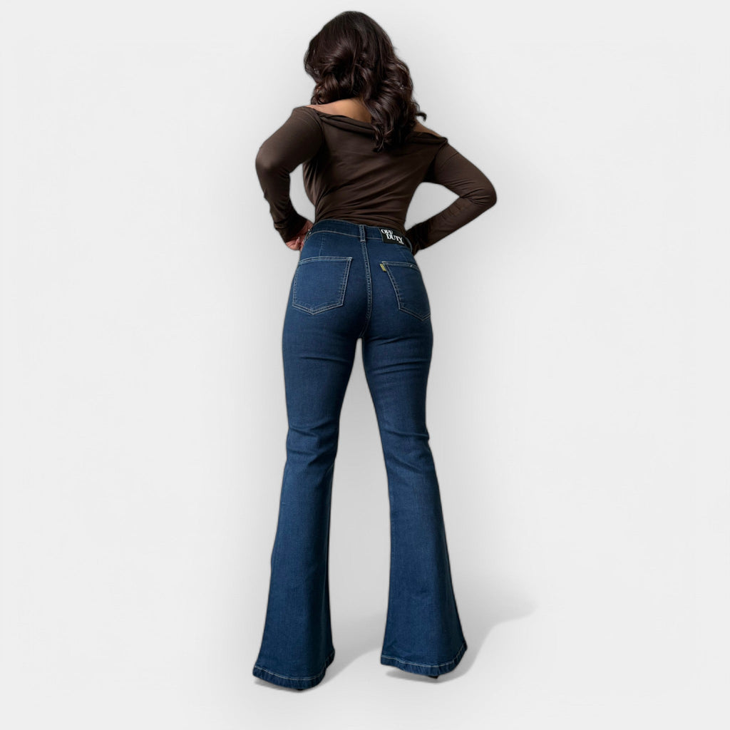 Jeans Flare de Cintura Alta