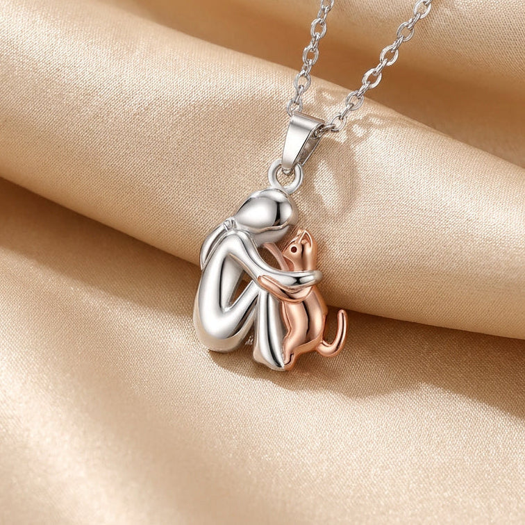 "Para Siempre en Tu Corazón" Collar con Colgante de Abrazo de Gato